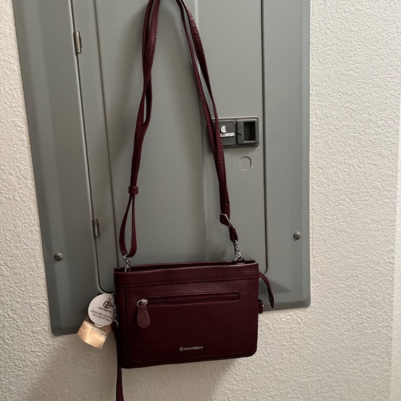 NWT Giani Bernini Softy Core Leather Cross Body Wristlet - Picture 3 of 8